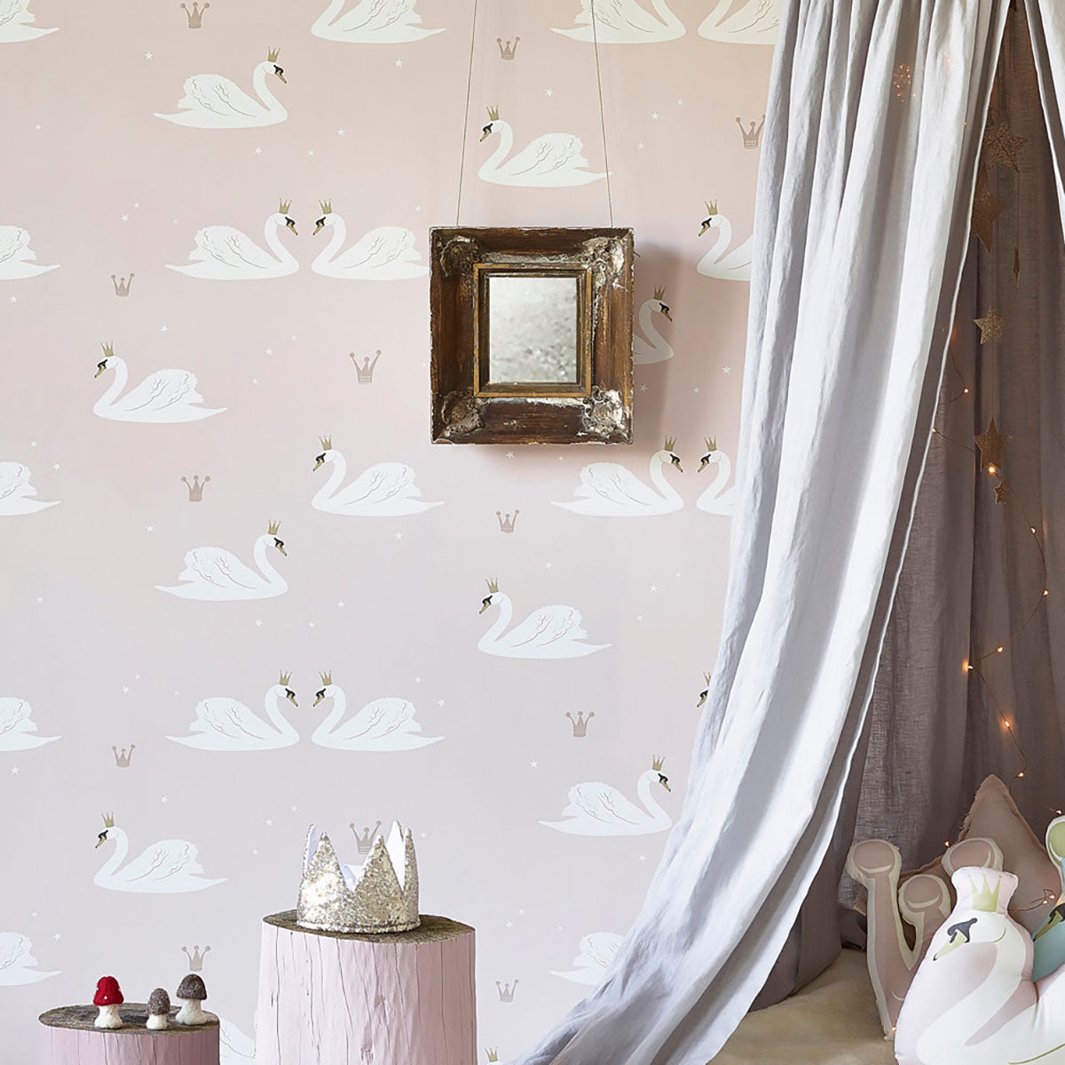 Hibou Home Swans Wallpaper - Pale Rose